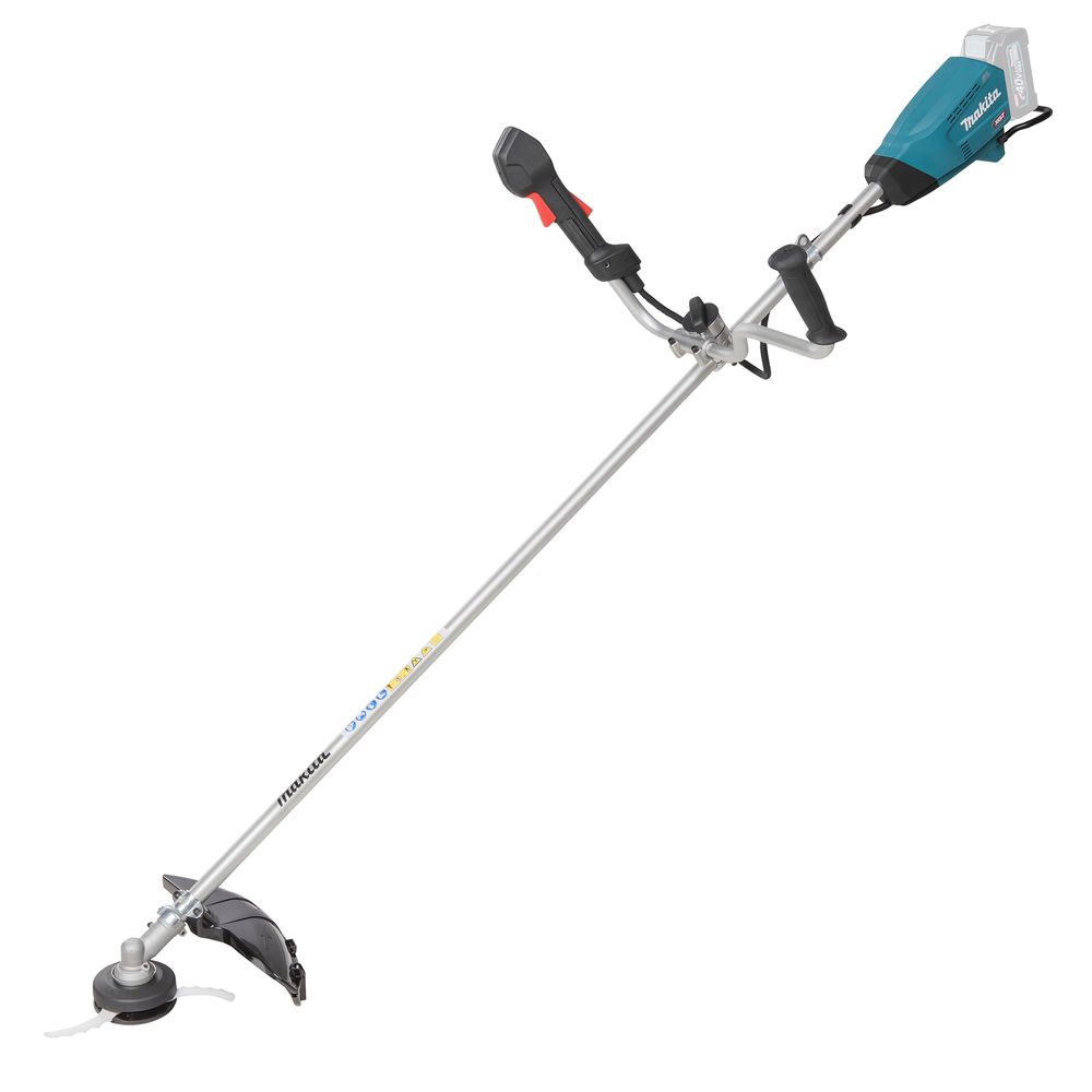 Аккумуляторная травокосилка XGT Makita UR016GZ